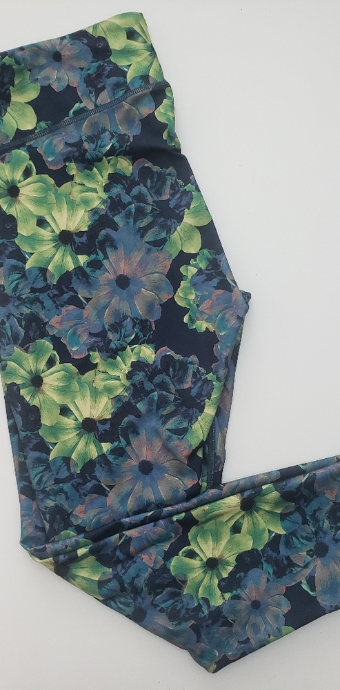 Fabletics capris